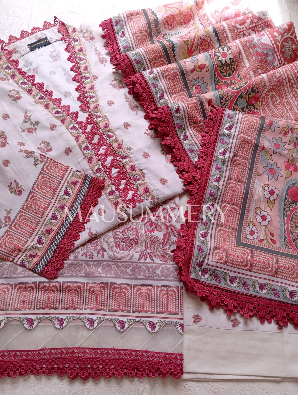 Mausummery vol 3 white red
