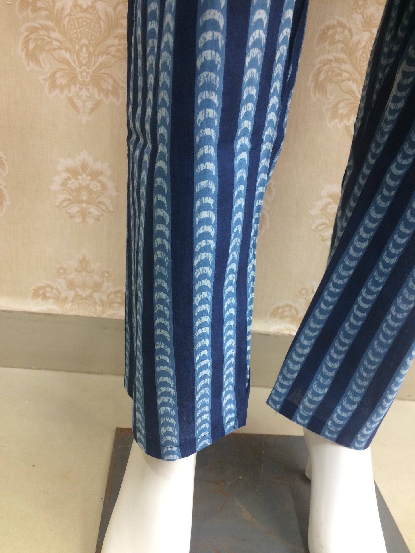 Jaipuri - Navy Blue And White with dupatta