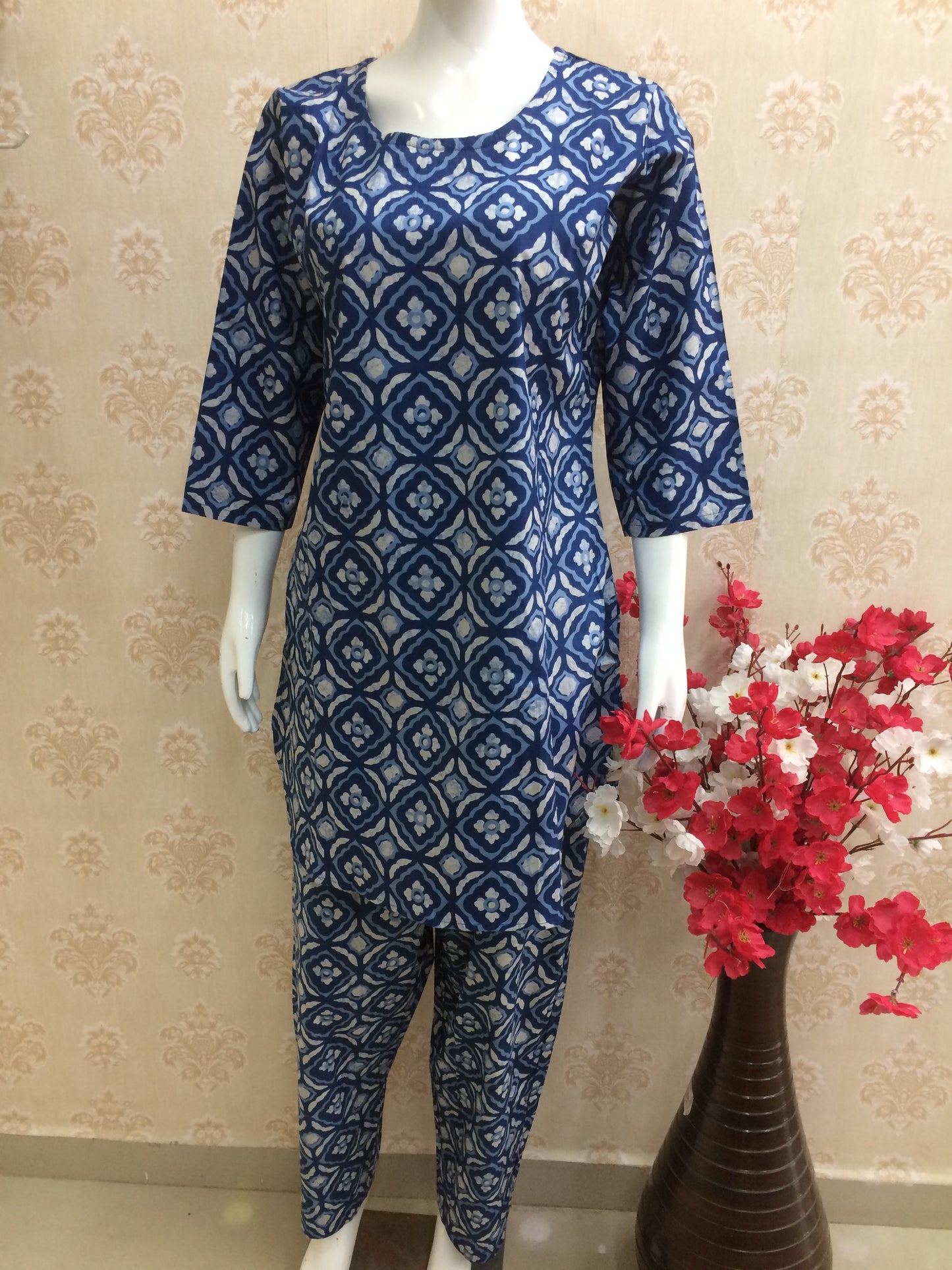 Minu Deeptex point 8 blue co ord set