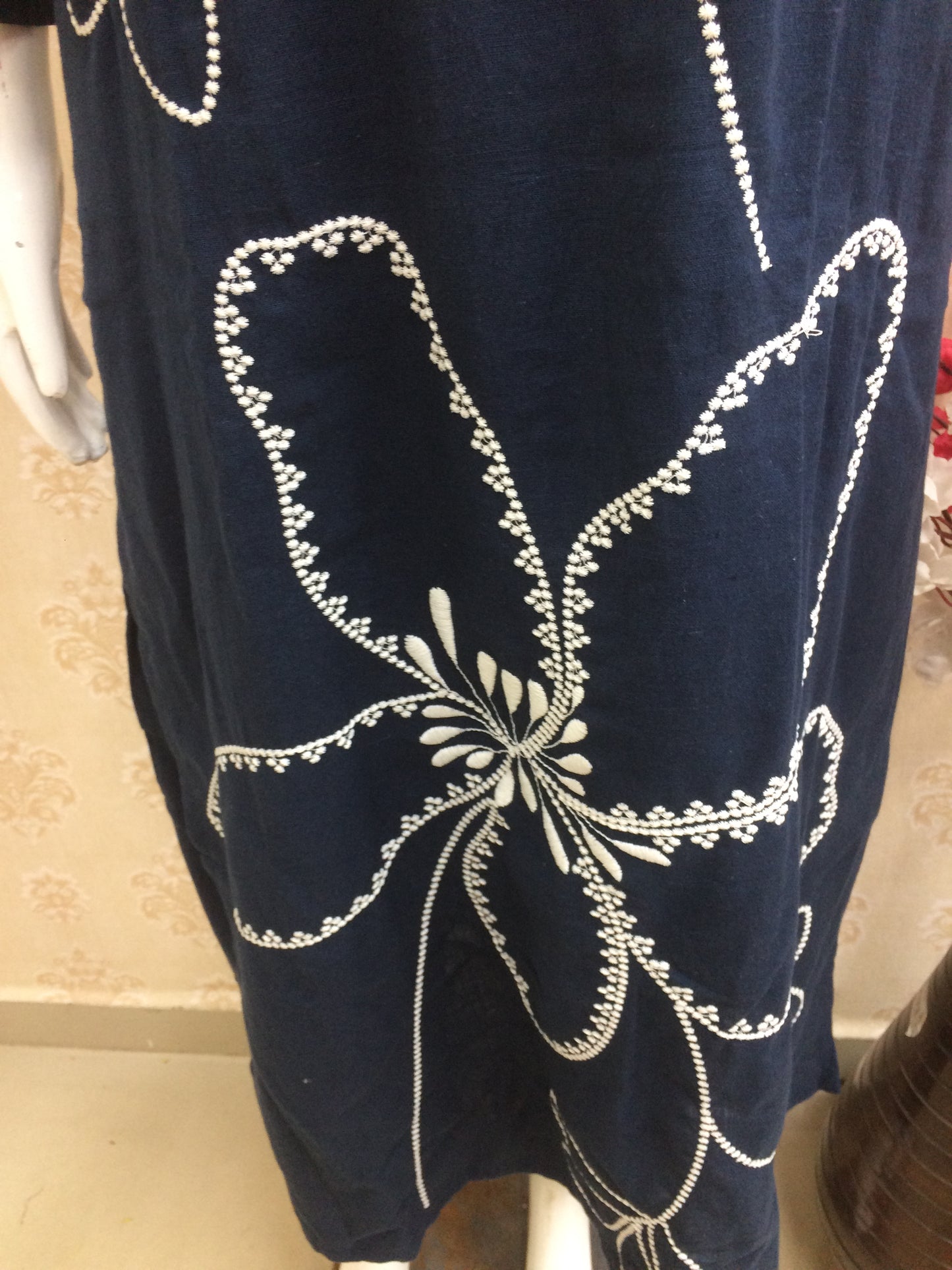 Authentic khadi with thread work embroidery