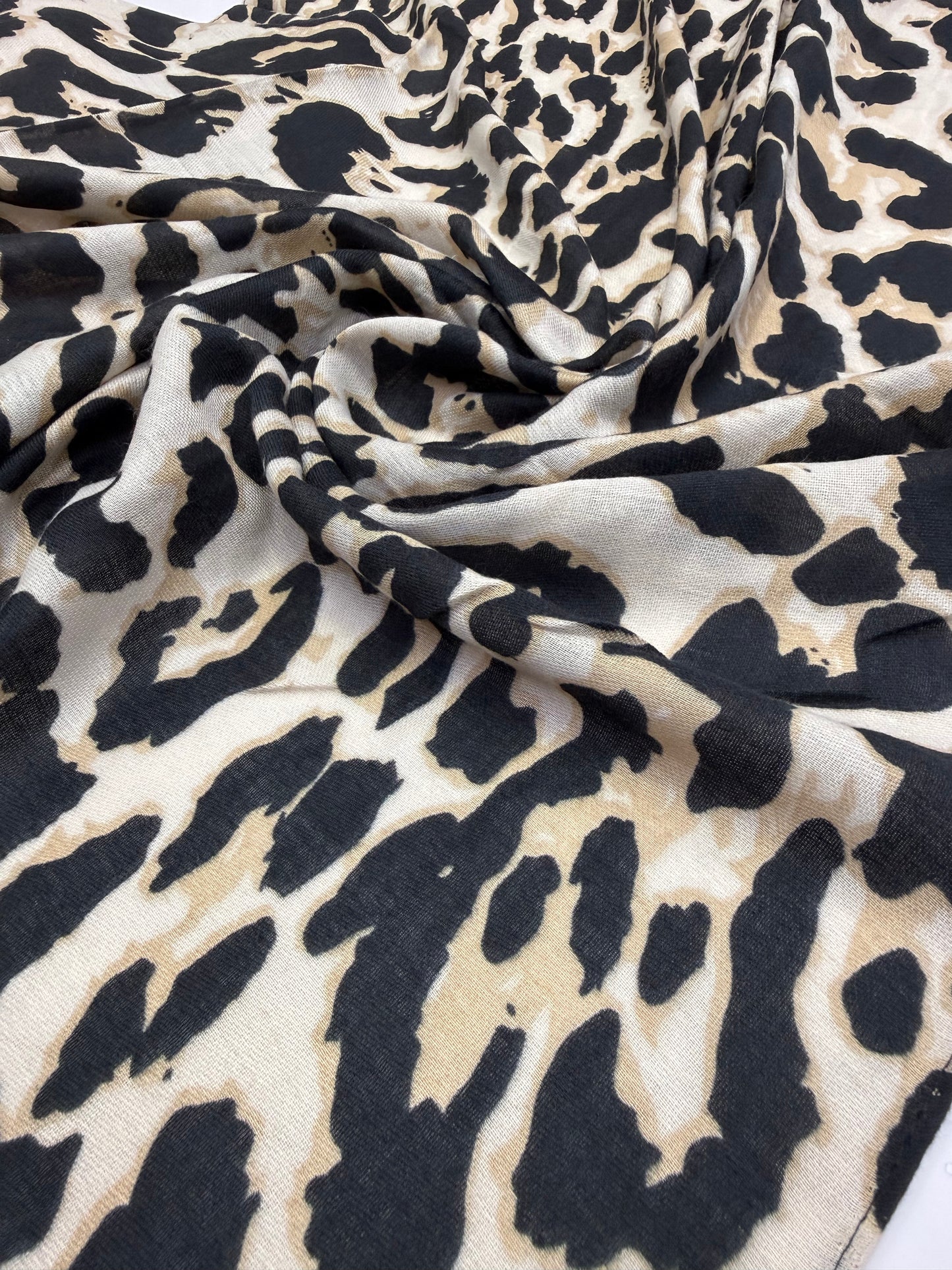 Luxury Leopard Print Scarf Baige