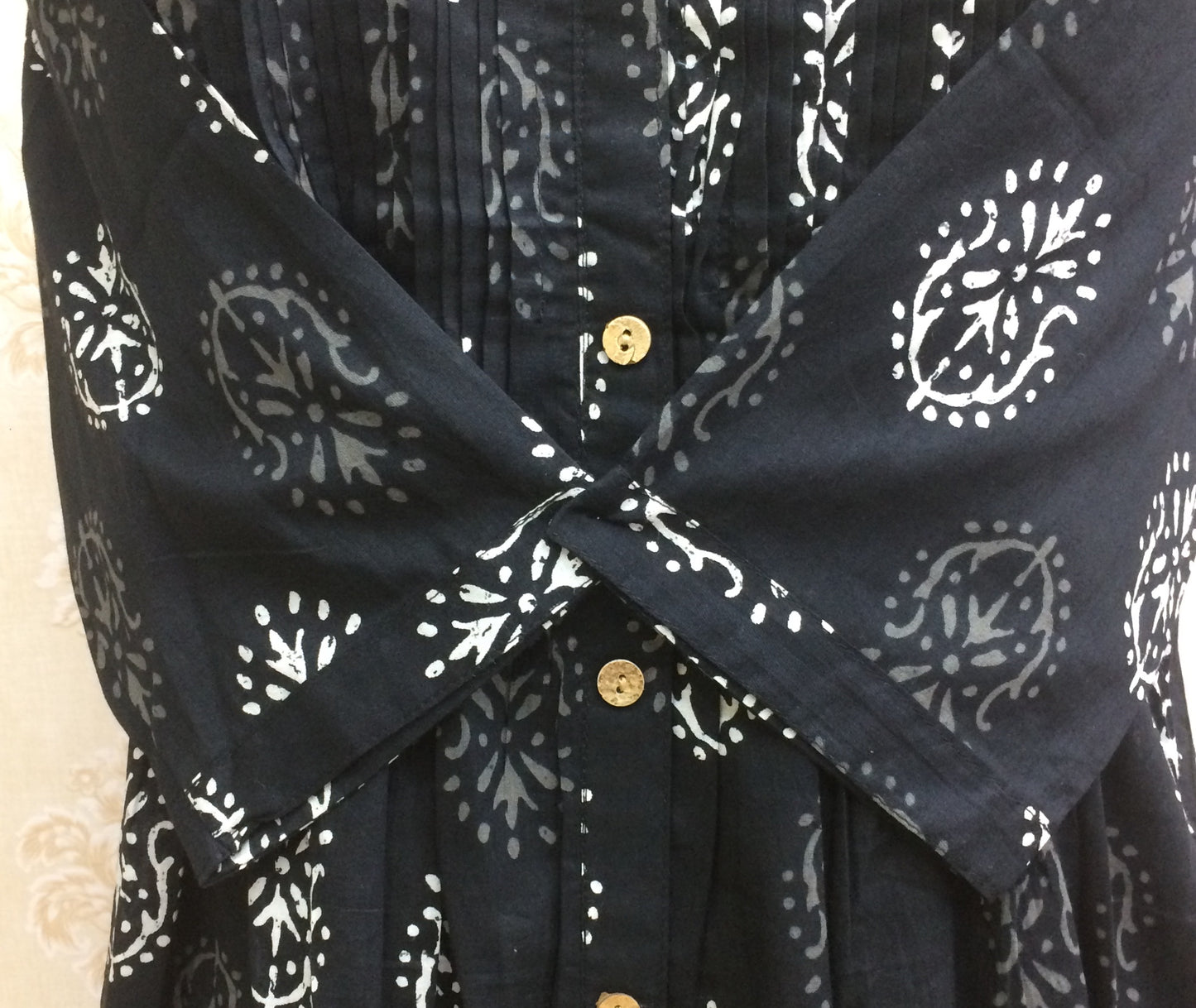 Black and white pintex design