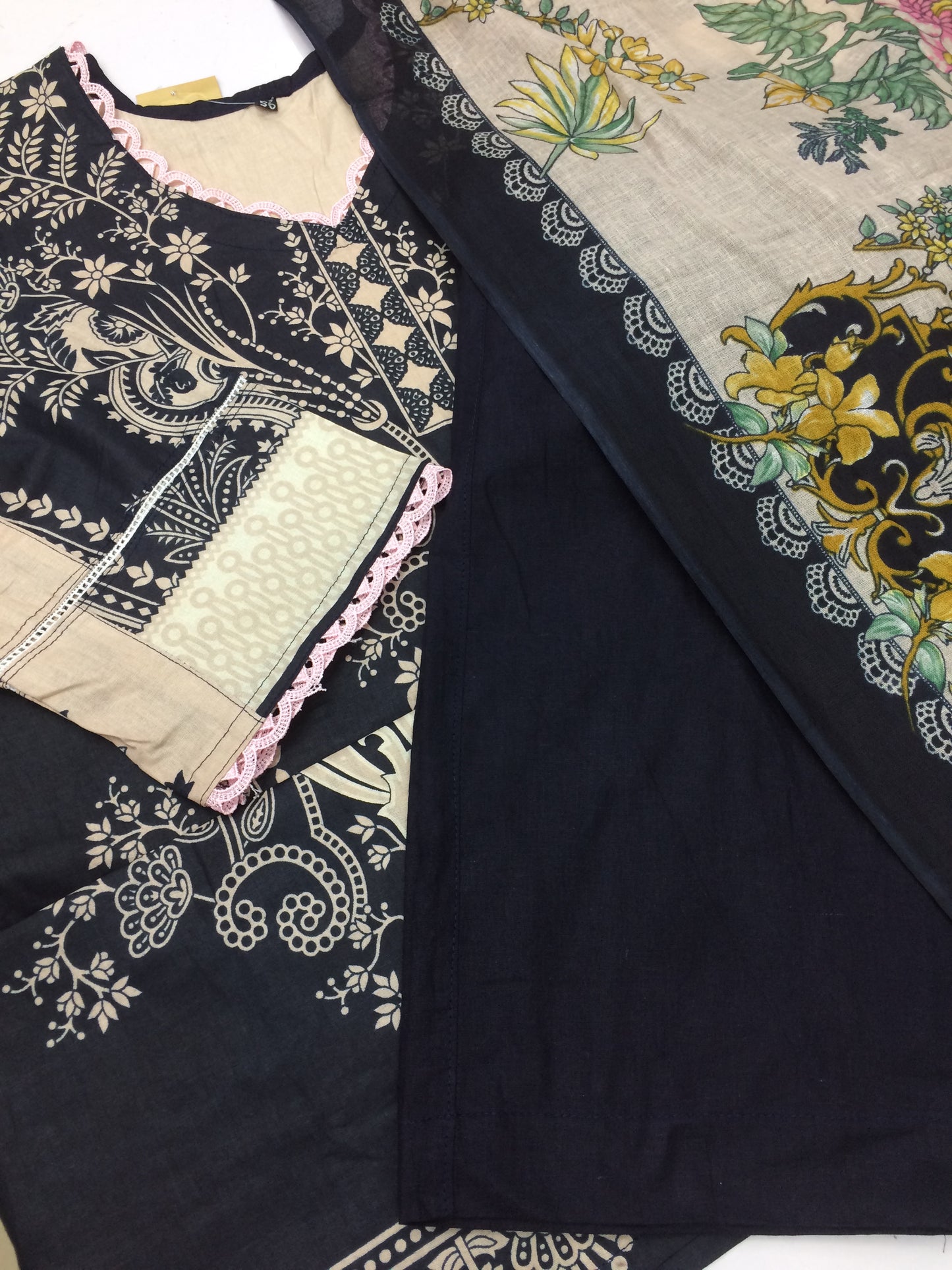 pakistani dress Black and Cream