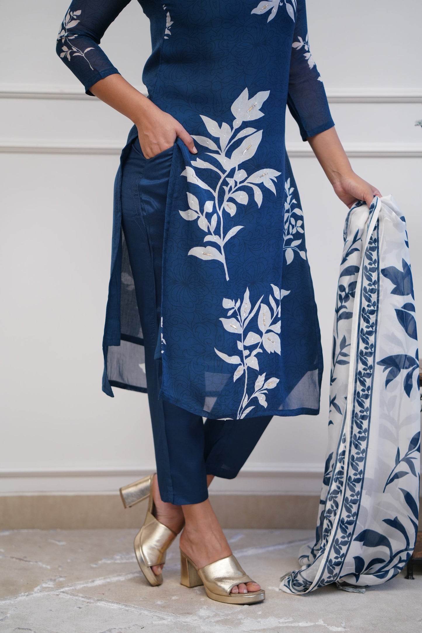 Blue floral dress with inner