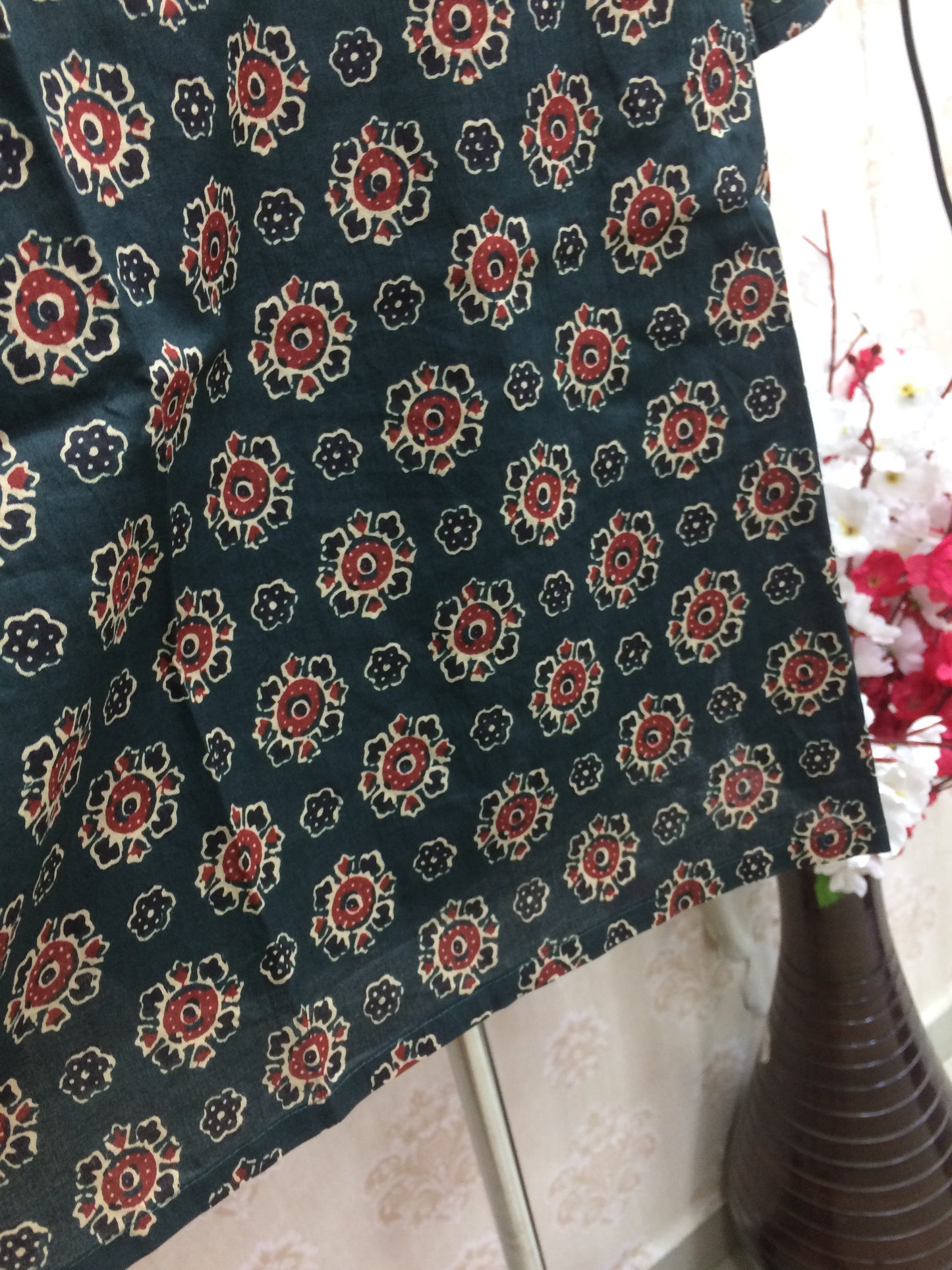Dark Green Jaipuri Print Cotton Short Kurti with Mandarin Collar