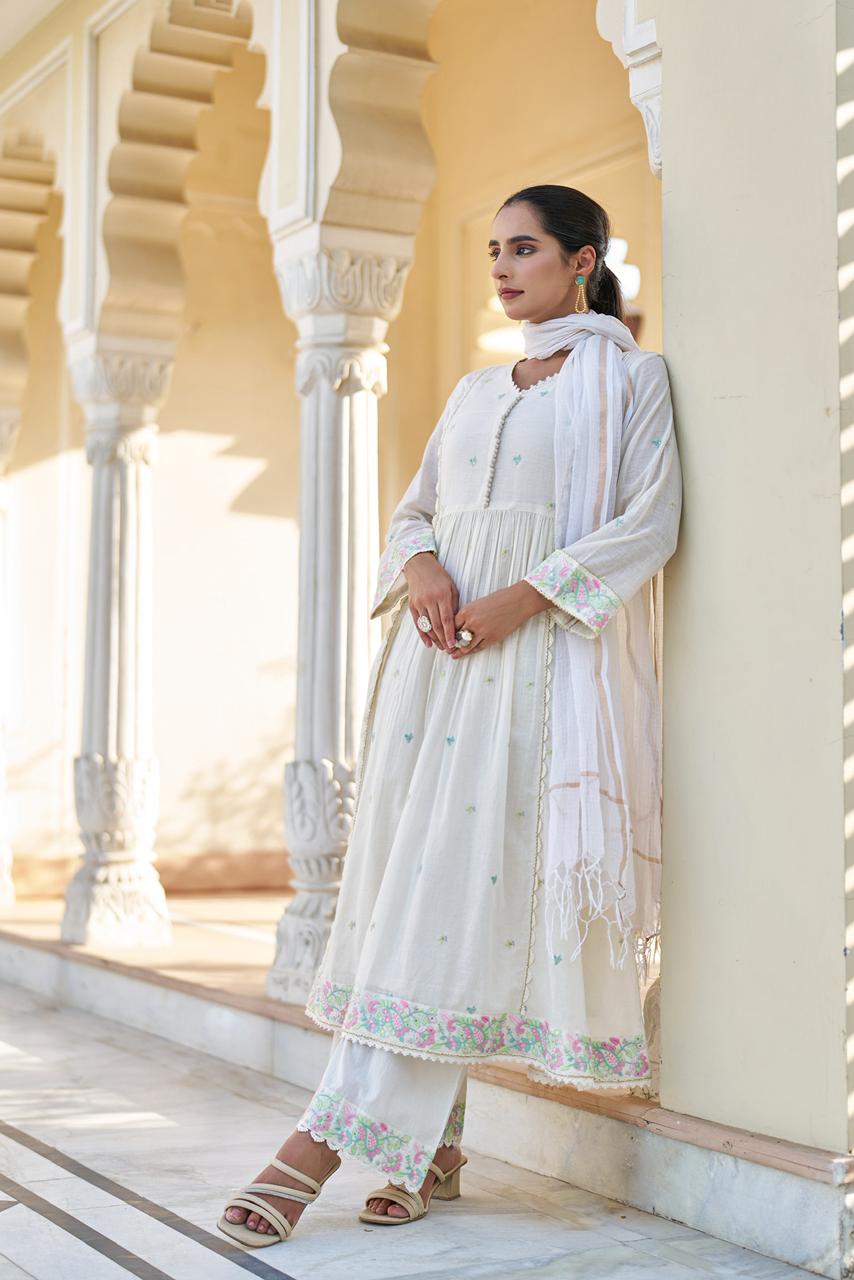 Ariya Anarkali suit set