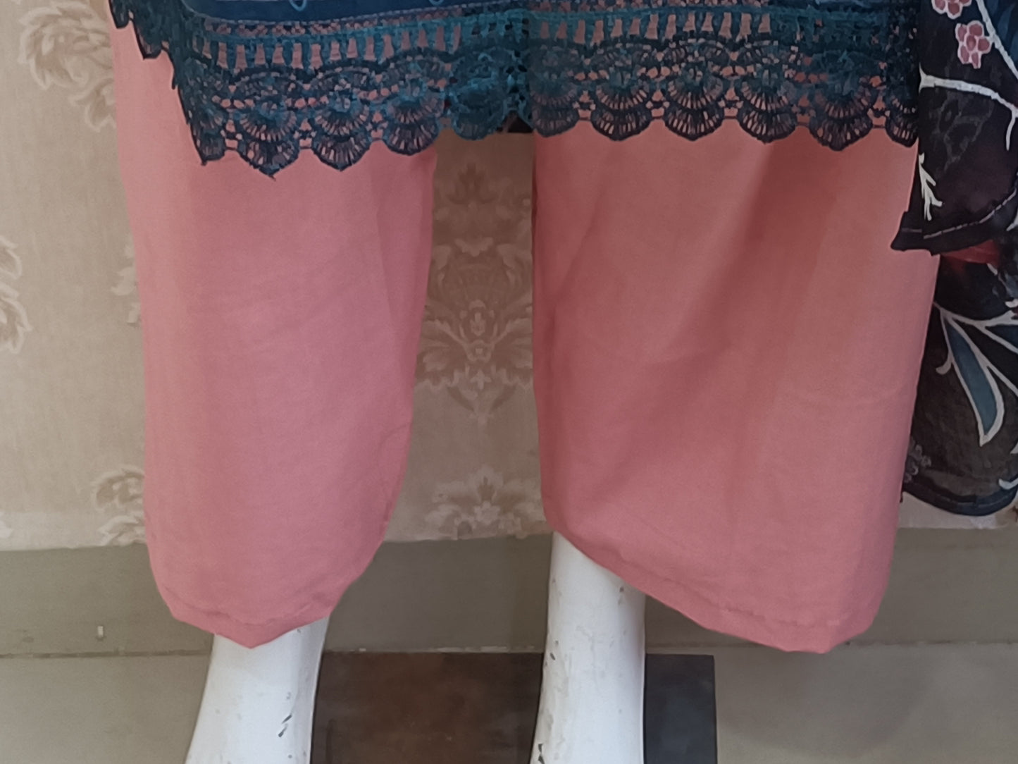 Ruba Elegant Dusty Rose & Deep Teal Printed Kurti Set