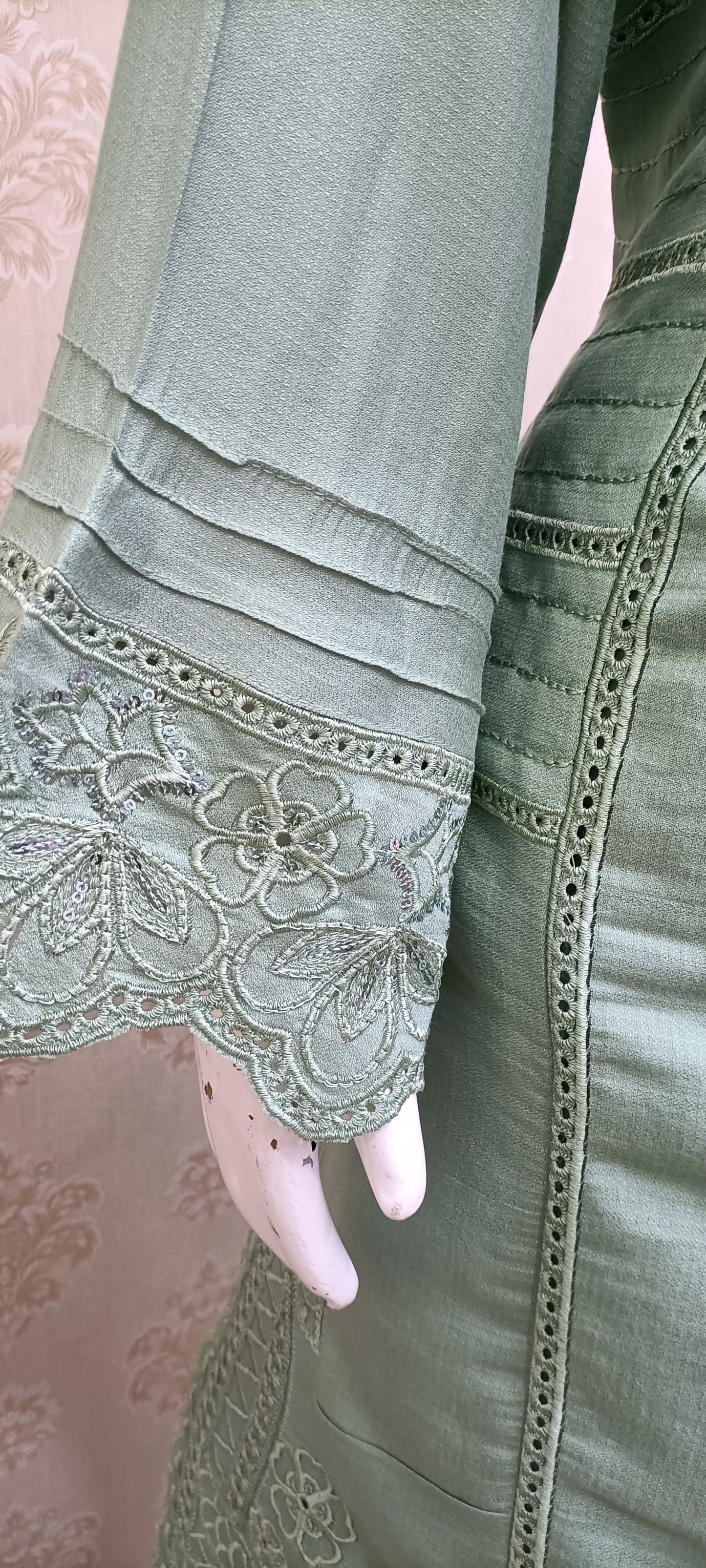 Elegant Embroidered 3-Piece Suit (Readymade)