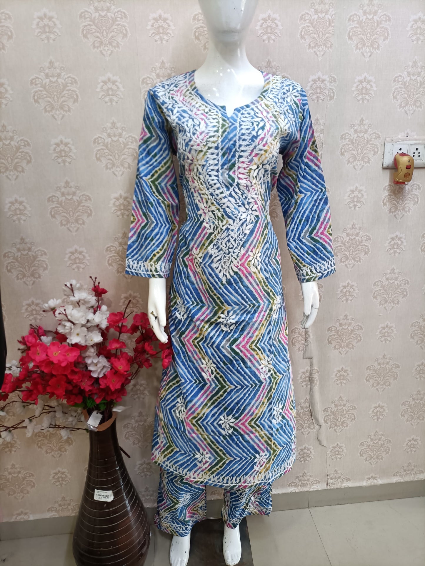 Najma Blue Leheriya Print Lucknowi Kurta Set