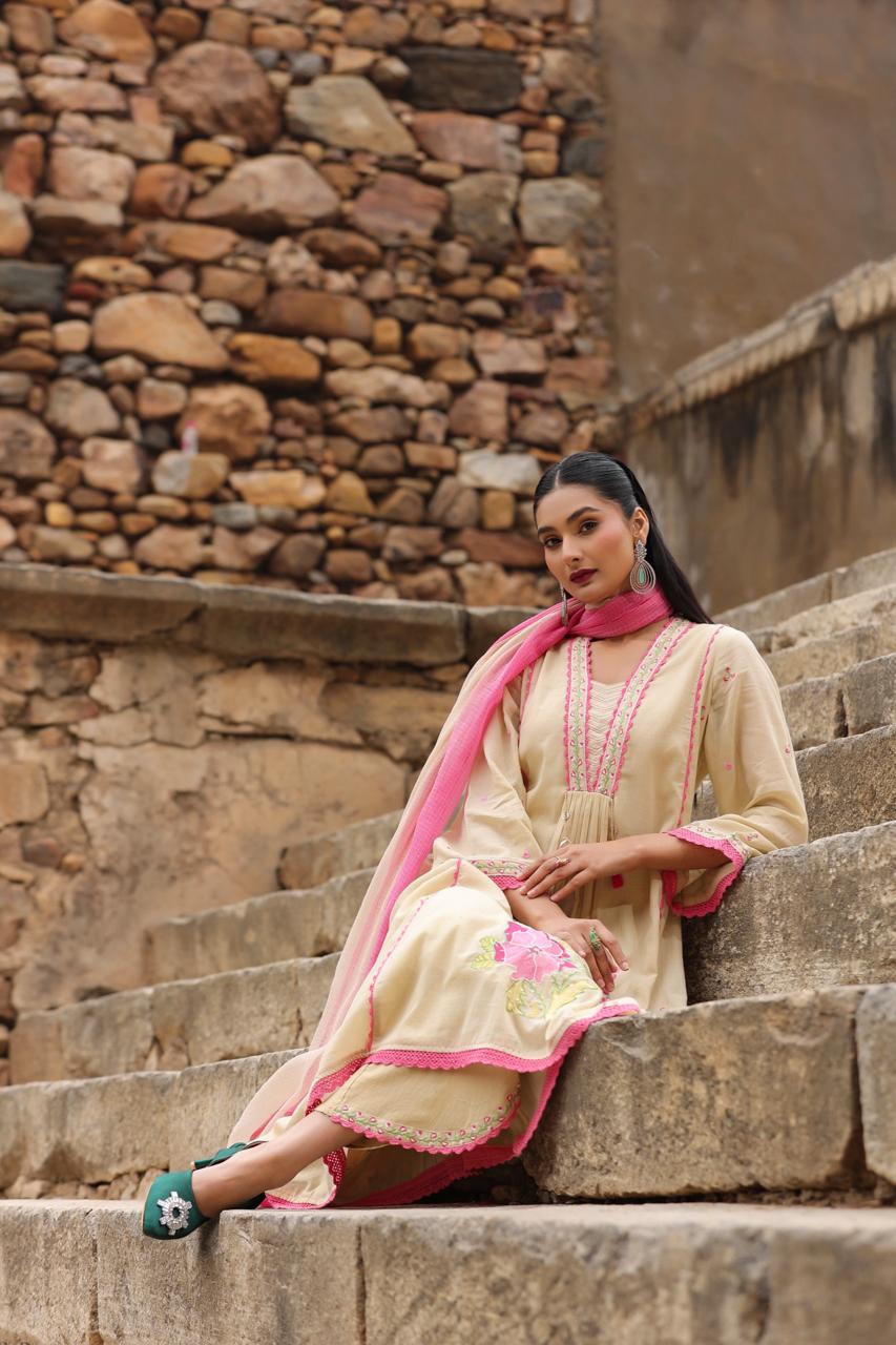 Sherin Ivory Kurta Set with Pink Dupatta