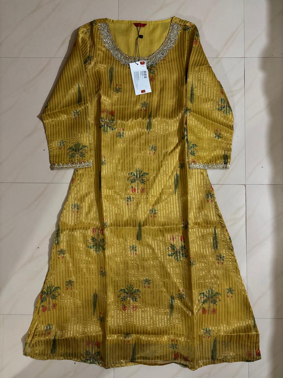 W - yellow kurti