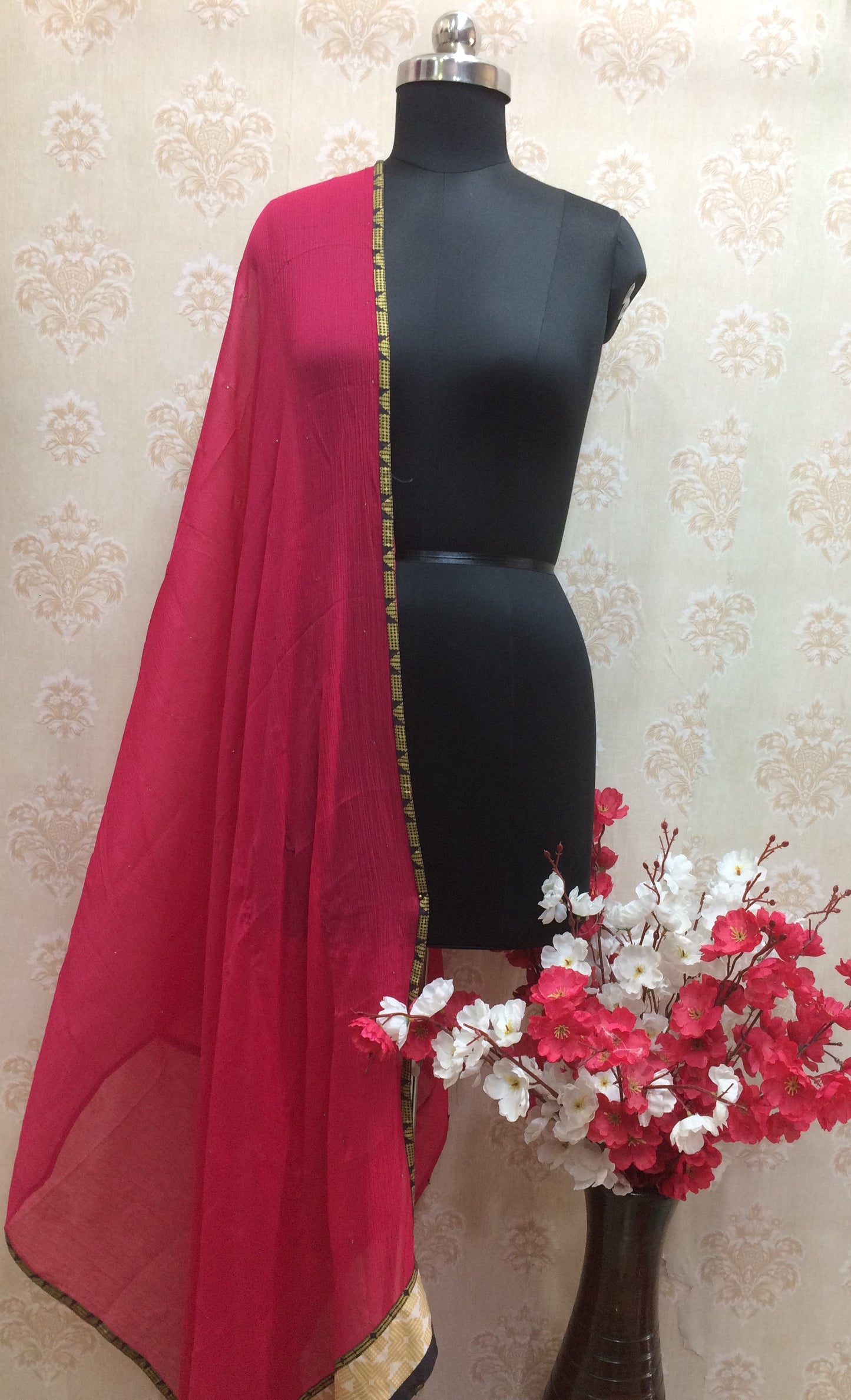 Dark pink dupatta printed border