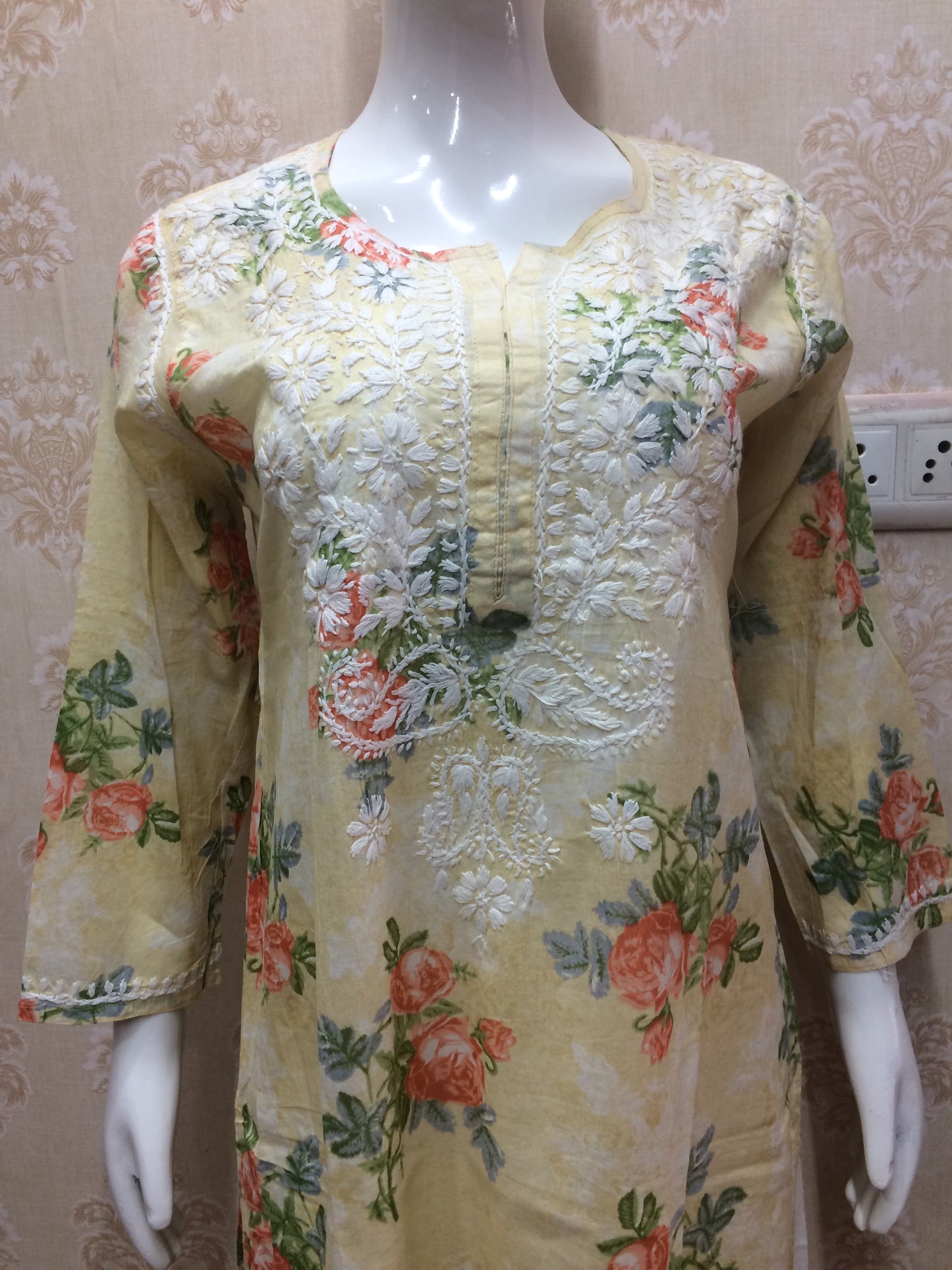 Lakhnowi 2 pcs yellow and white