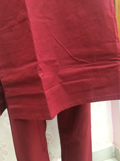 Red Straight Kurta Set with black  Embroidery & Ombre Dupatta