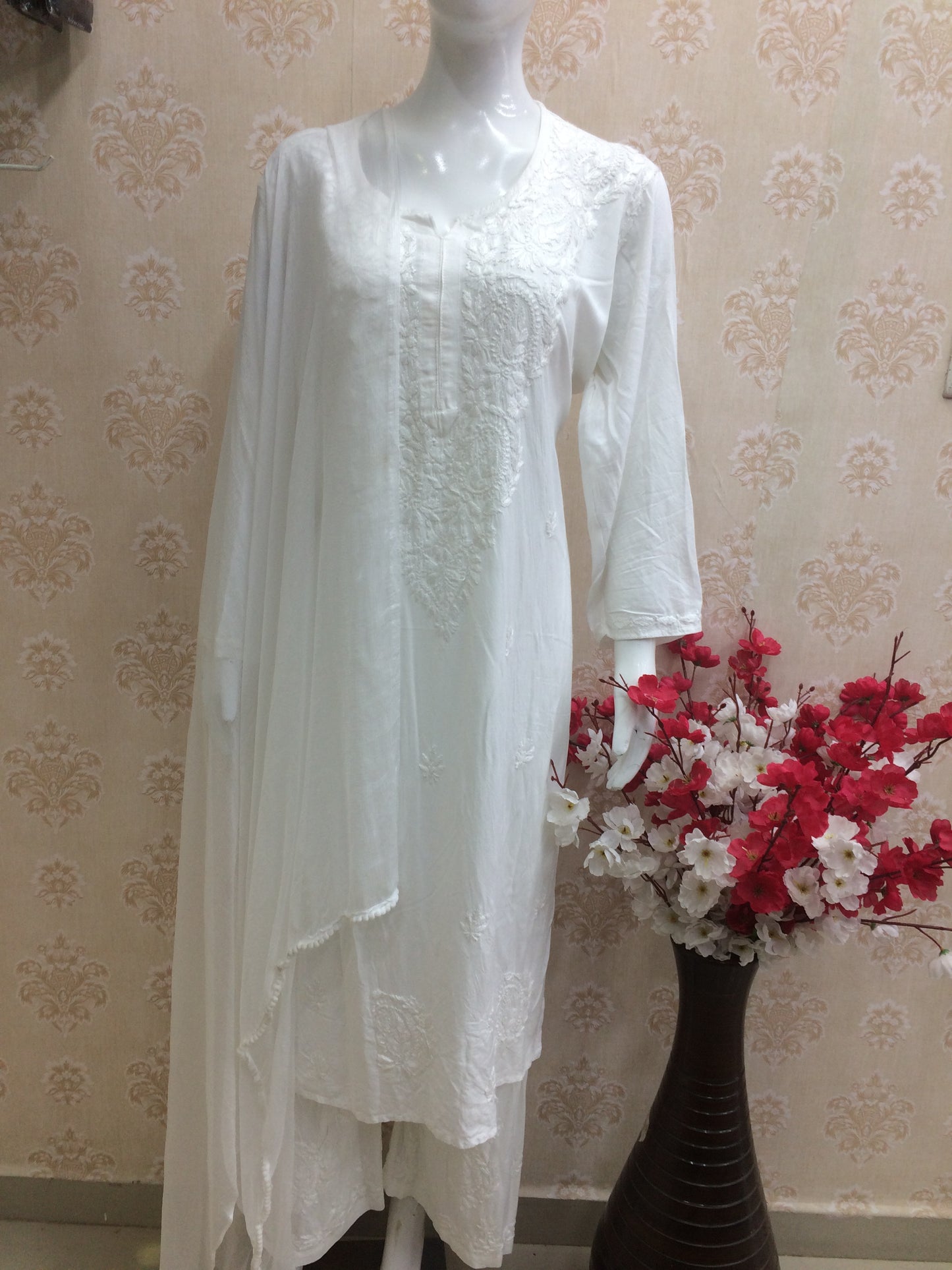 White Lucknowi 3 pcs chiffon dupatta