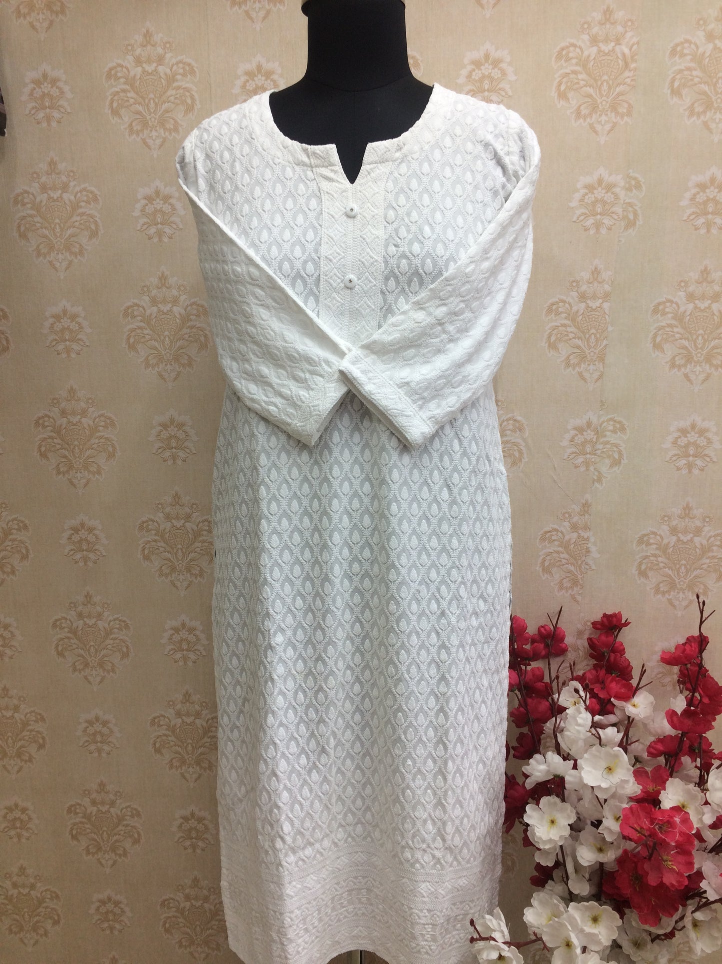 Makai chicken white kurti