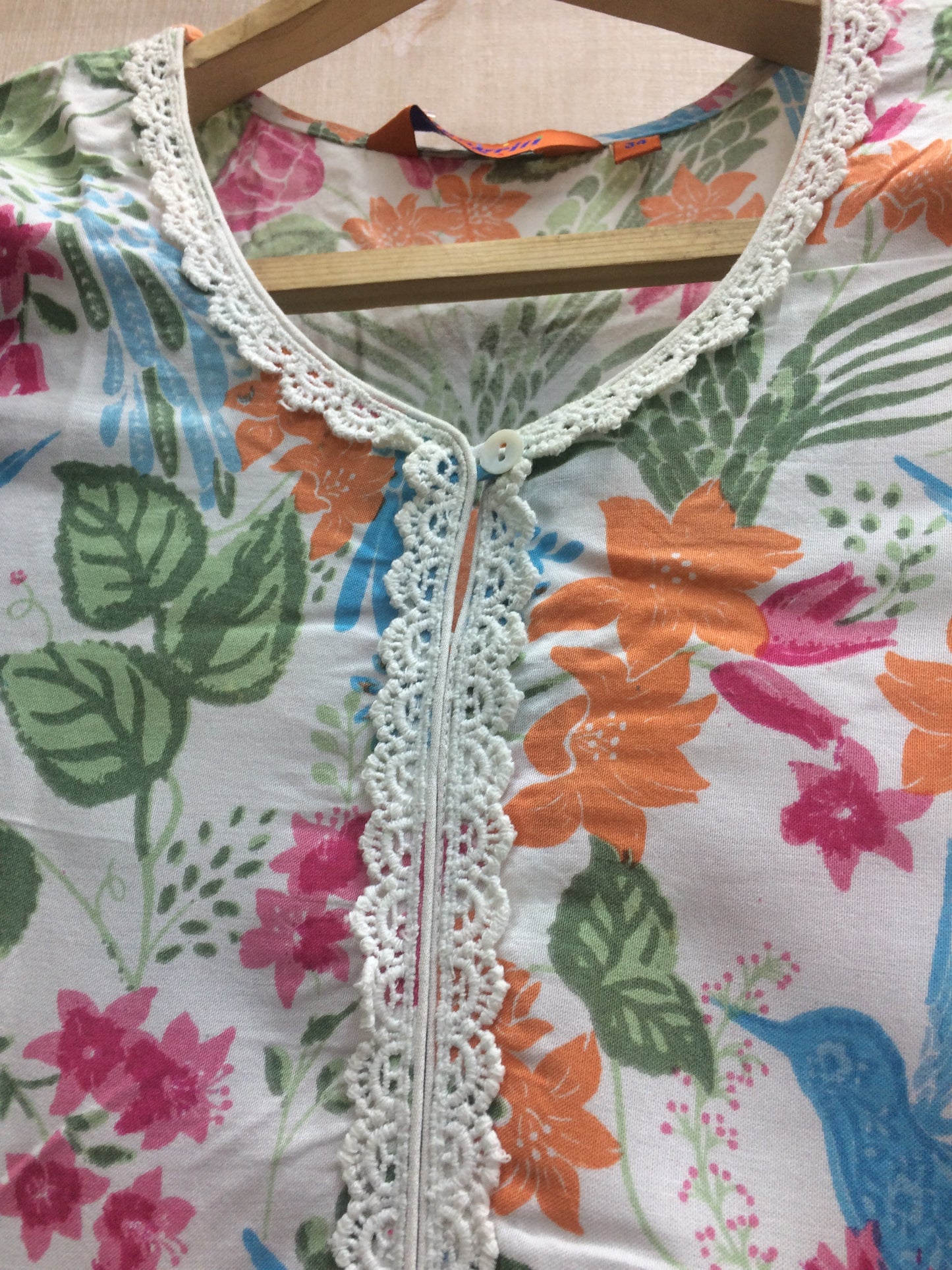 Rangriti kurti orange & white