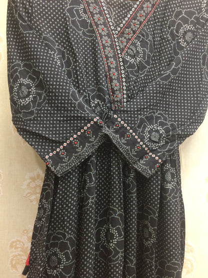 Rangriti - Long Black - Red And White Design