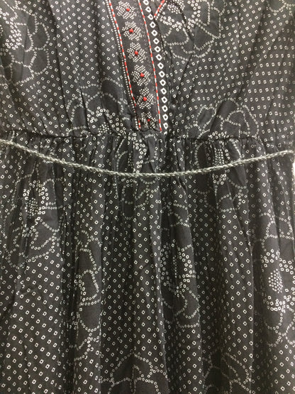 Rangriti - Long Black - Red And White Design