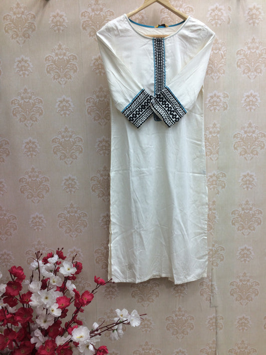 Aurelia white kurti