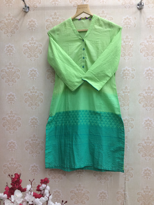 Rangriti -green and dark green shade kurti