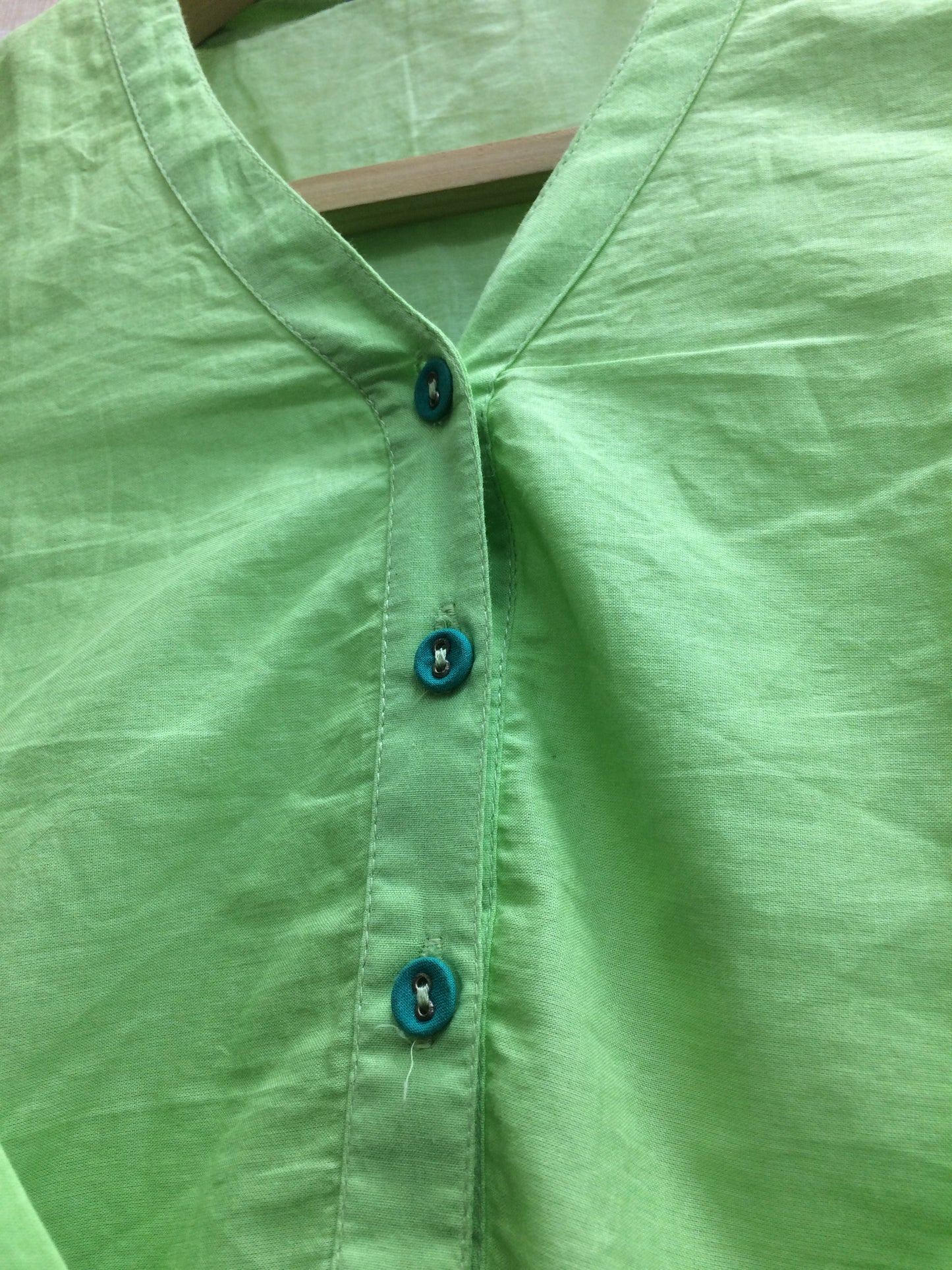 Rangriti -green and dark green shade kurti