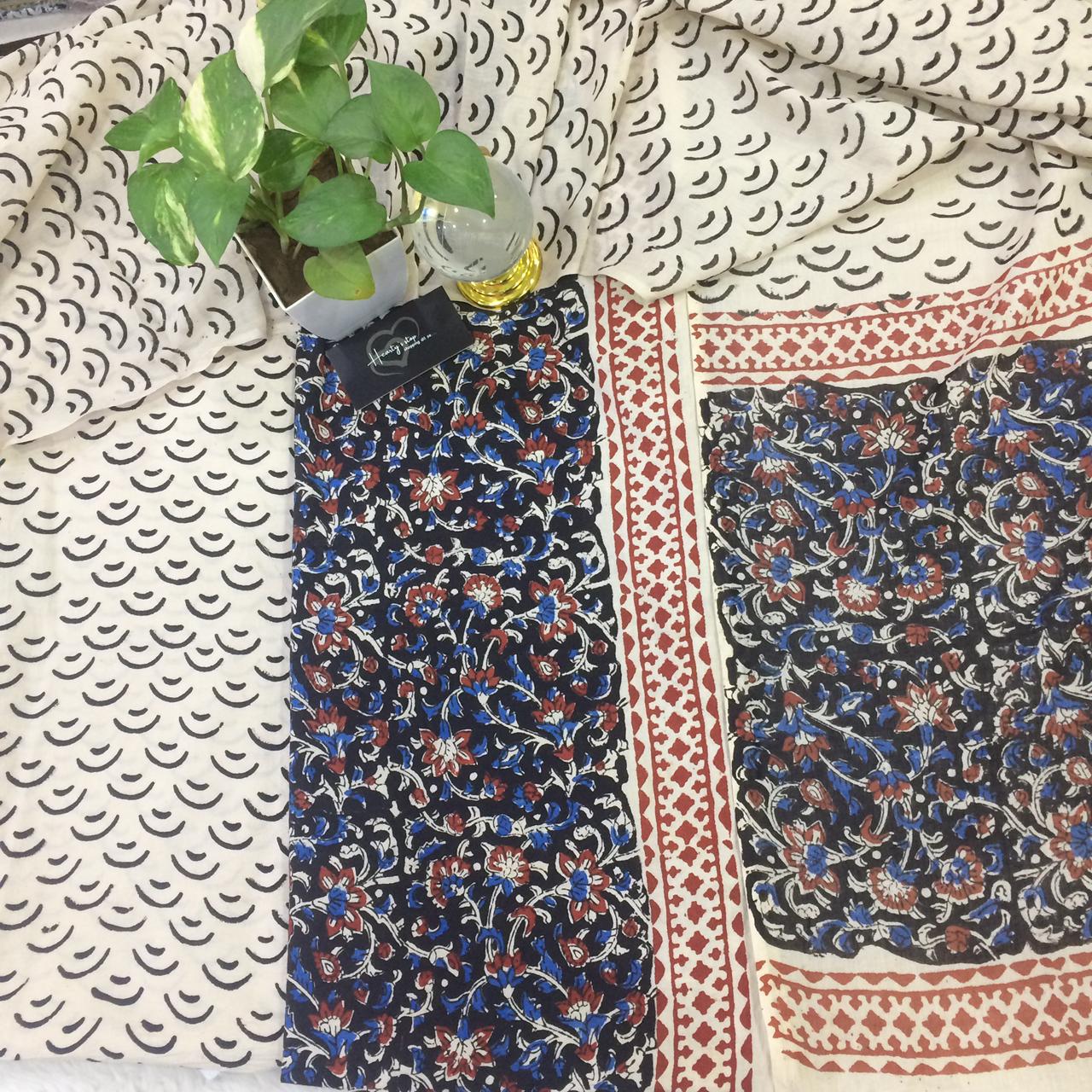 PRINTED DRESS