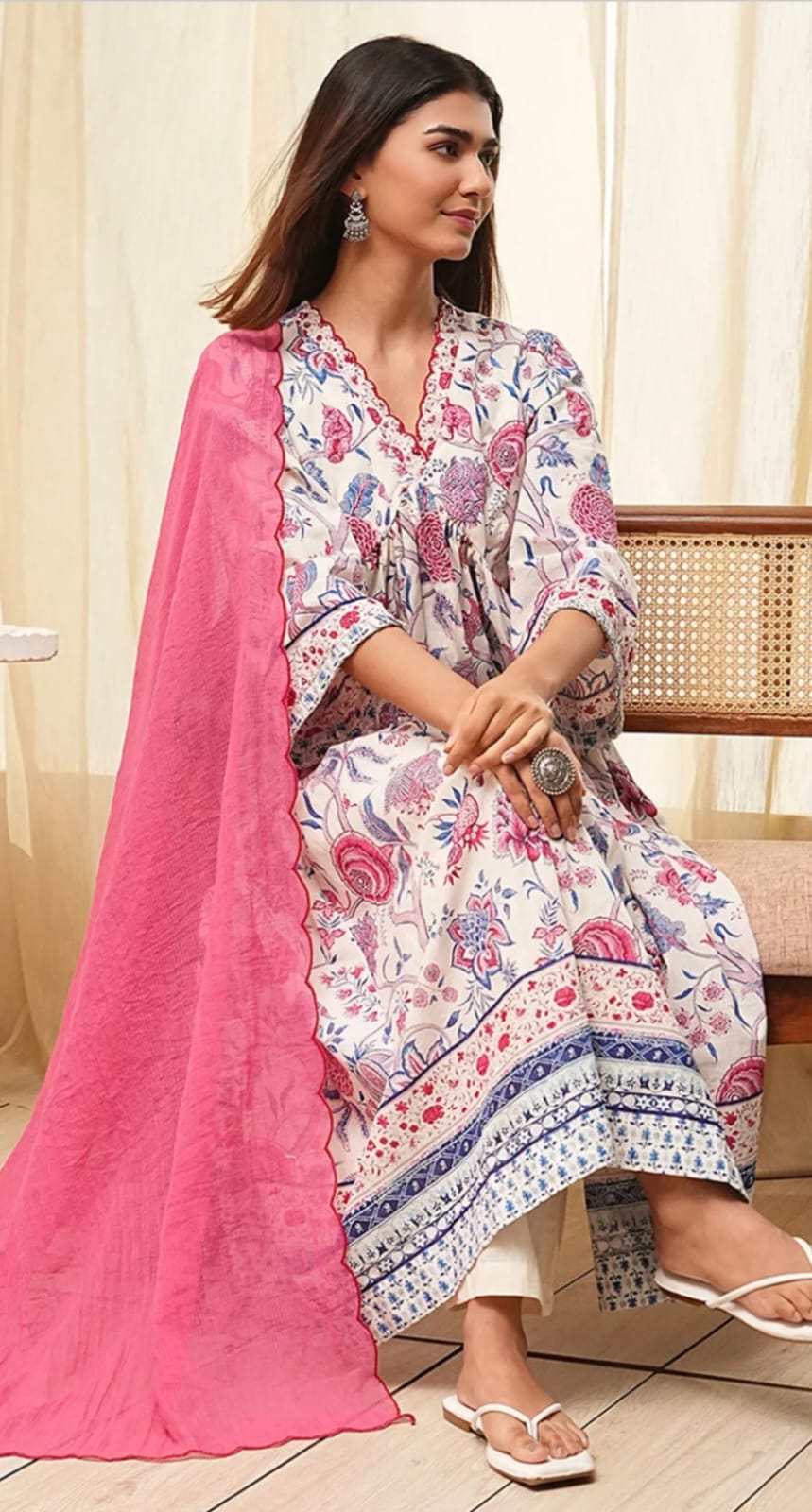 BIBA- alia cut style pink and off white