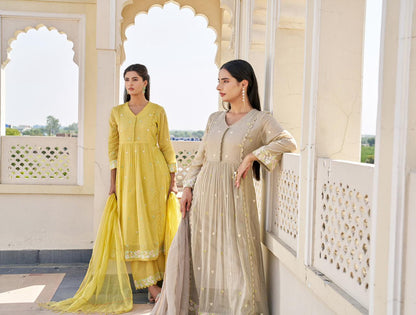 Ariya Anarkali suit set