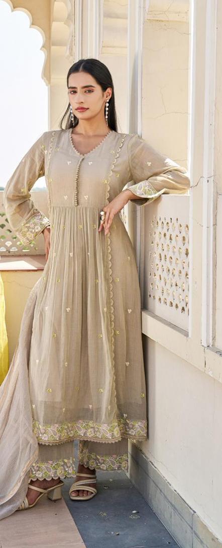 Ariya Anarkali suit set