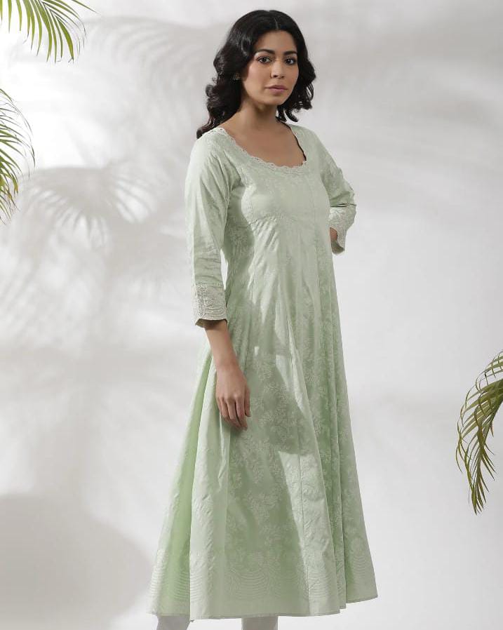 Junia W kurta 850