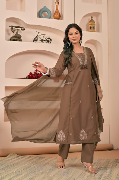 Ujma Flora Chocolate Brown Embroidered Kurta Set