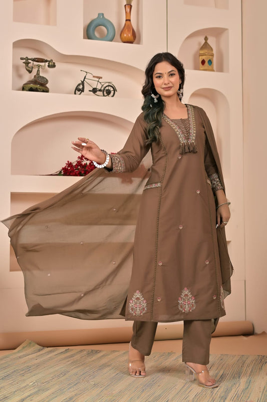 Ujma Flora Chocolate Brown Embroidered Kurta Set