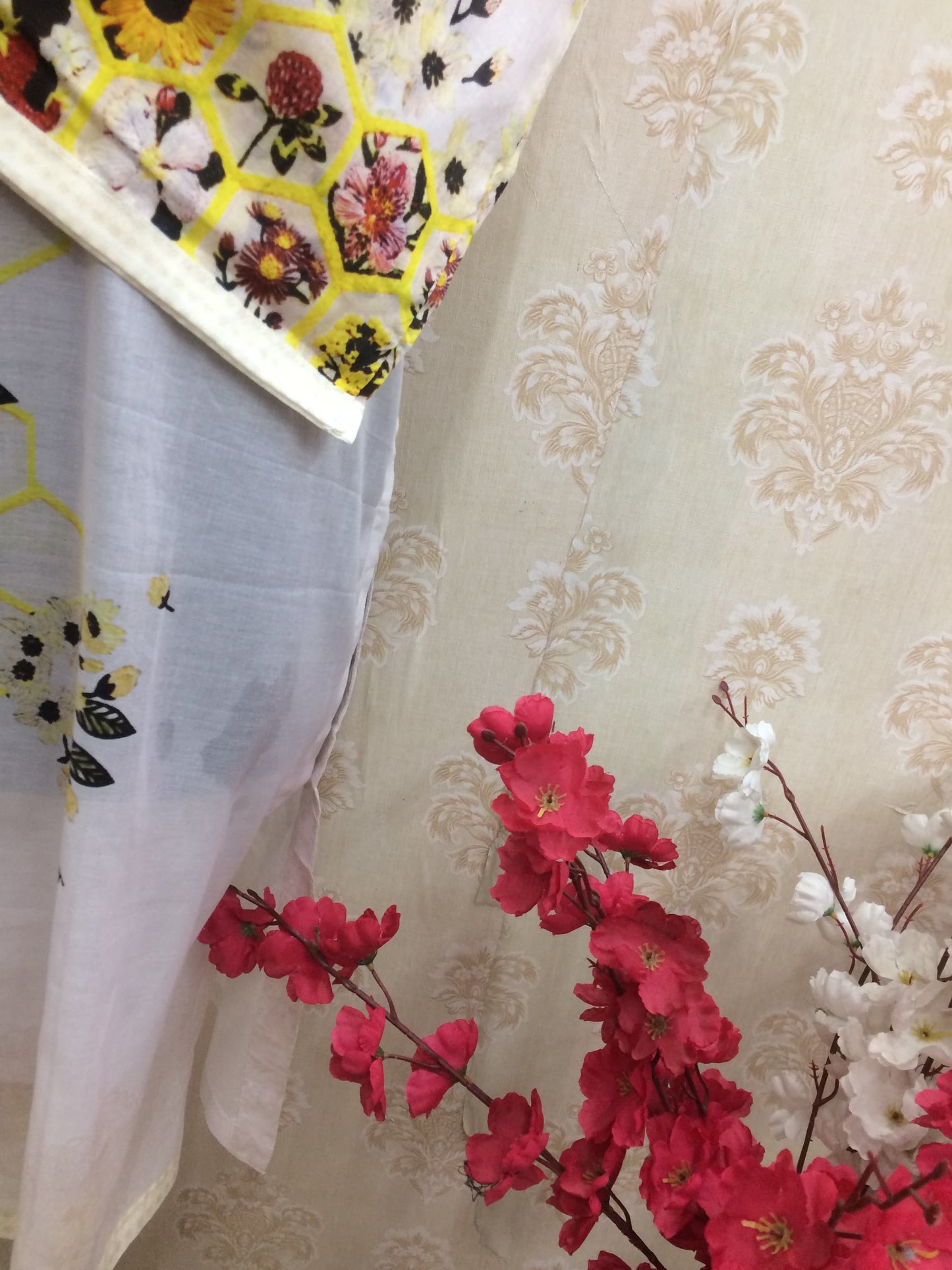 Elegant White Digital Print Kurti