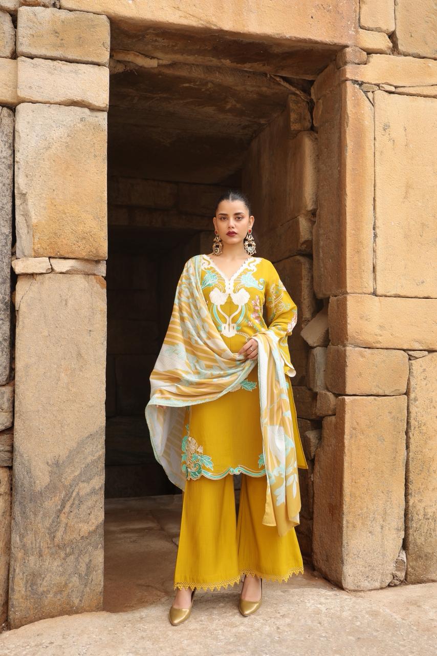 Embroidered Kurta Set with Straight Pants & Dupatta