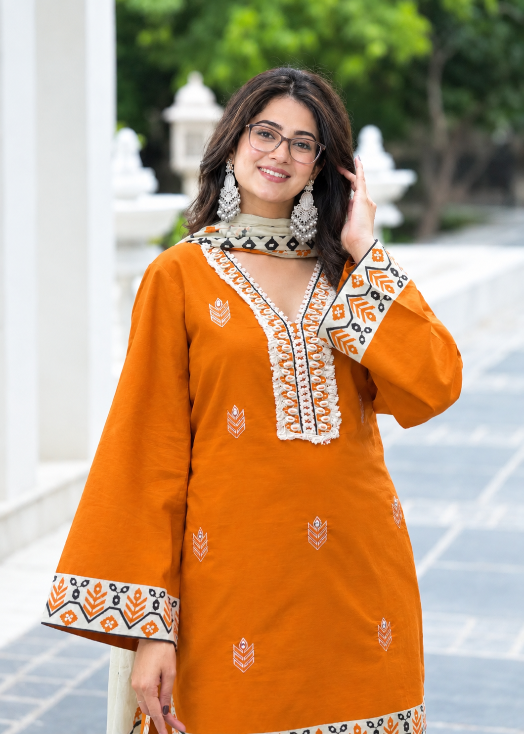 Farshi Shalwar 3 Pcs Suit