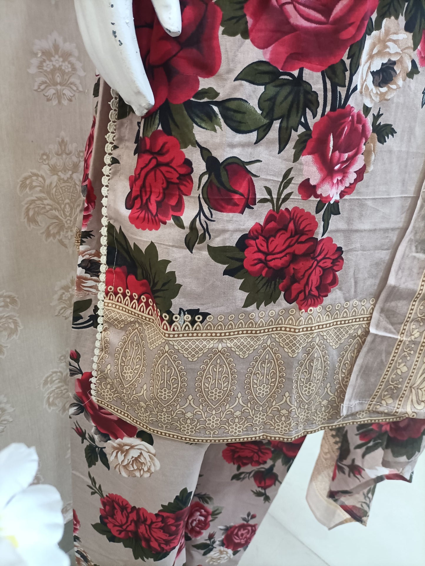 Adira Pakistani Style 3-piece set