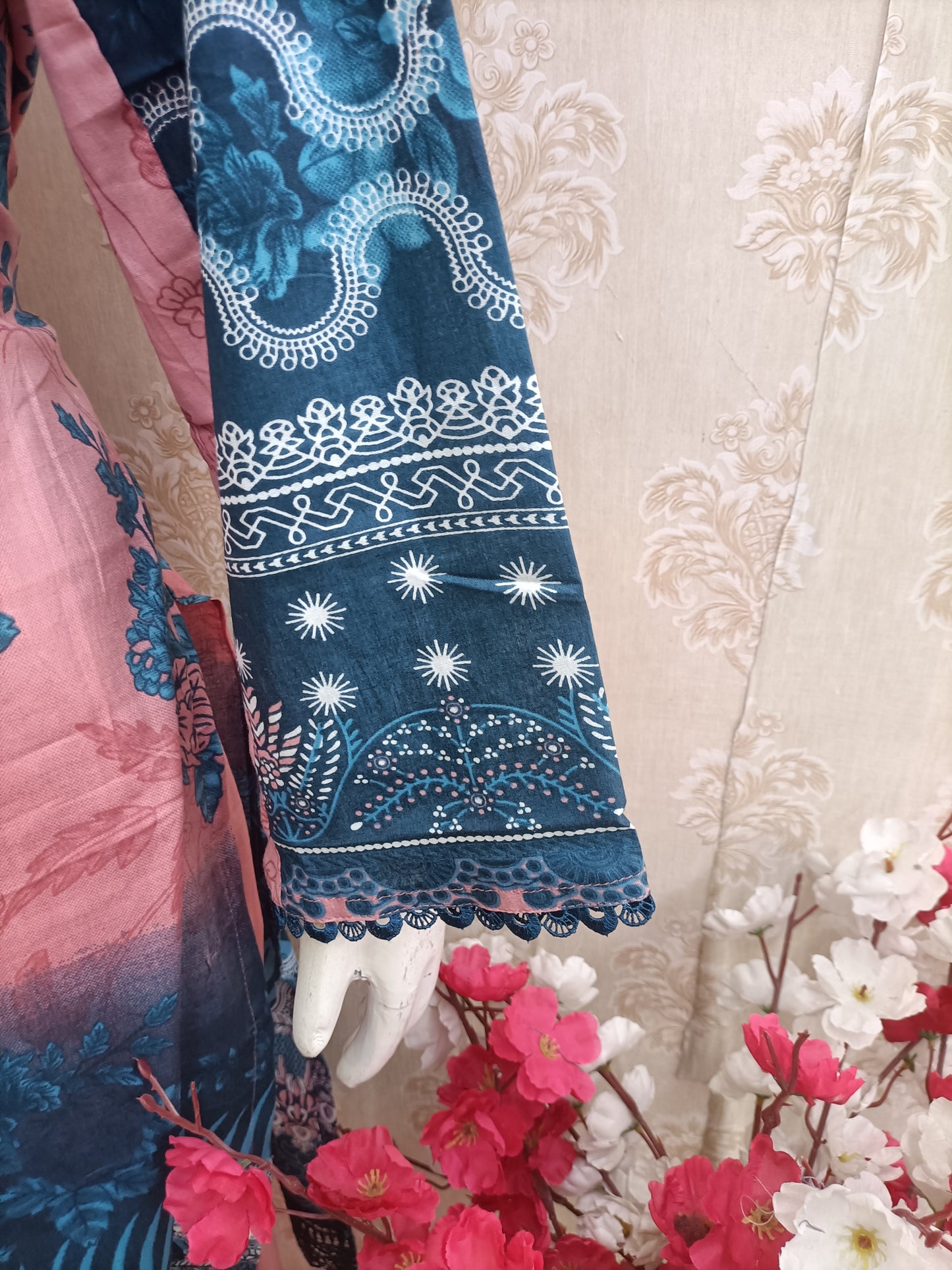 Ruba Elegant Dusty Rose & Deep Teal Printed Kurti Set