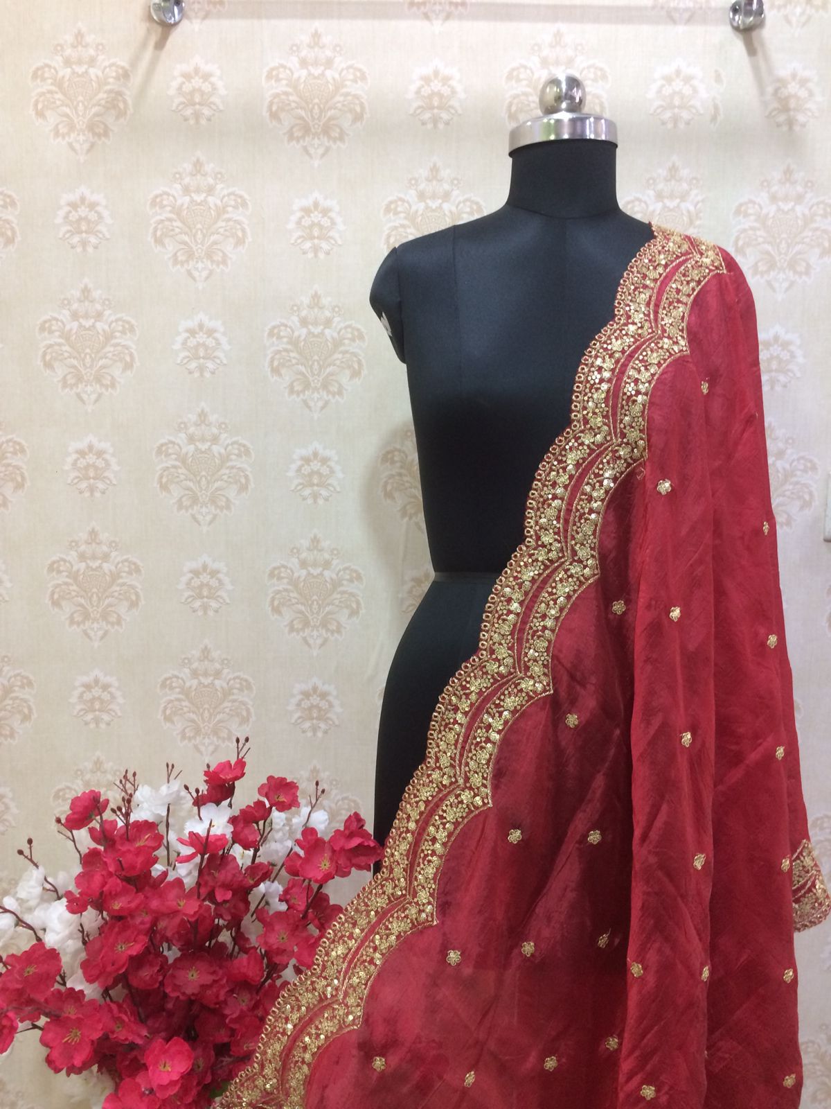 Heavy Silk dupatta with heavy golden work