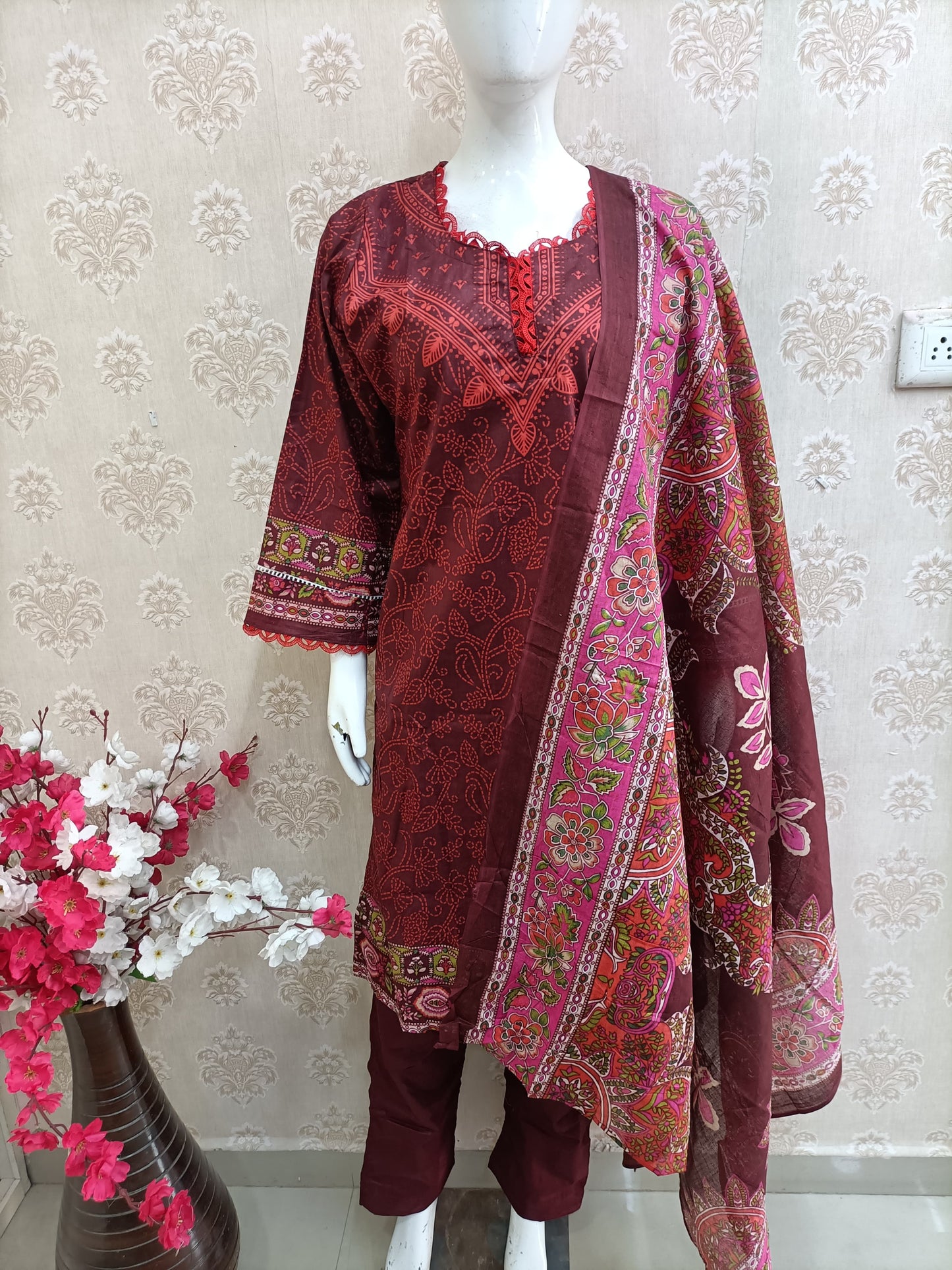 Nur Pakistani dress maroon