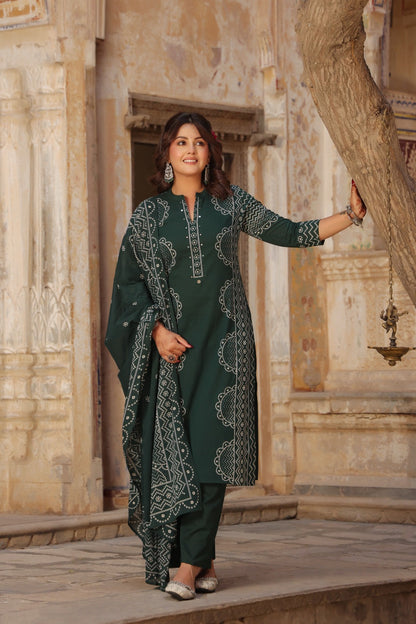 Samiya Bottle Green Bandhani Print Kurta Set with Dupatta