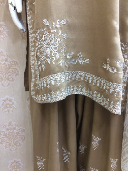 Luxury Beige Embroidered 3-Piece Suit
