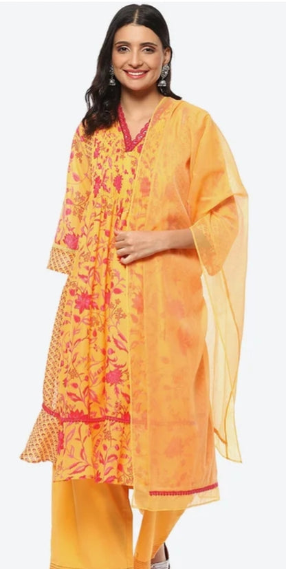 Aabroo Orange & Pink A-Line Kurti