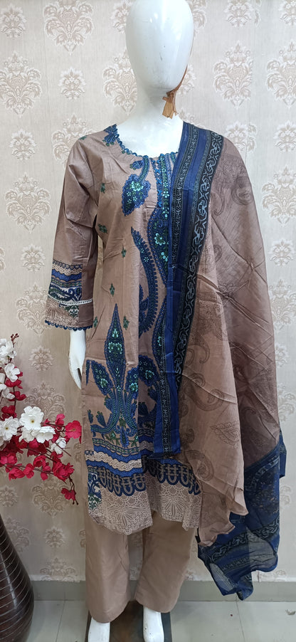 Zoha Pakistani Style Suit 3 Piece