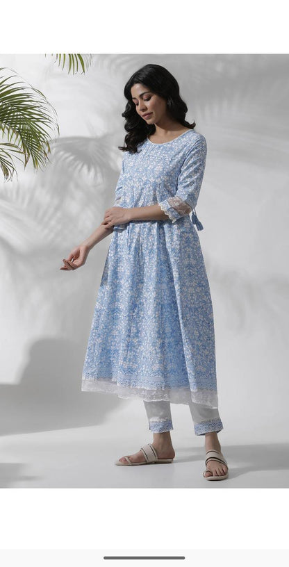 Junia W kurta 850