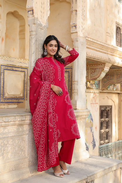 Tamanna Rani Pink Bandhani Print Kurta Set