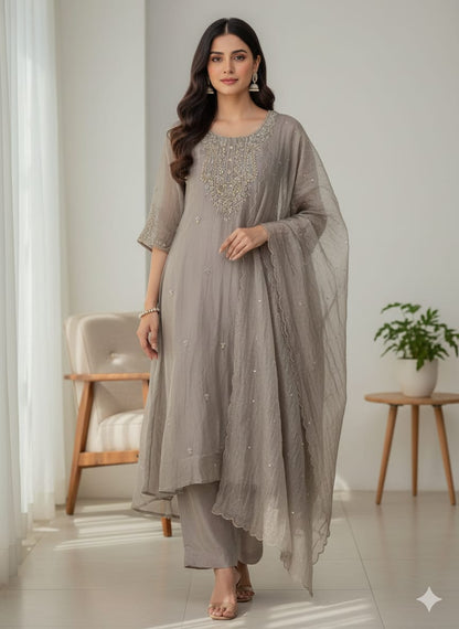 Luxurious Flowy Anarkali Kurta Set