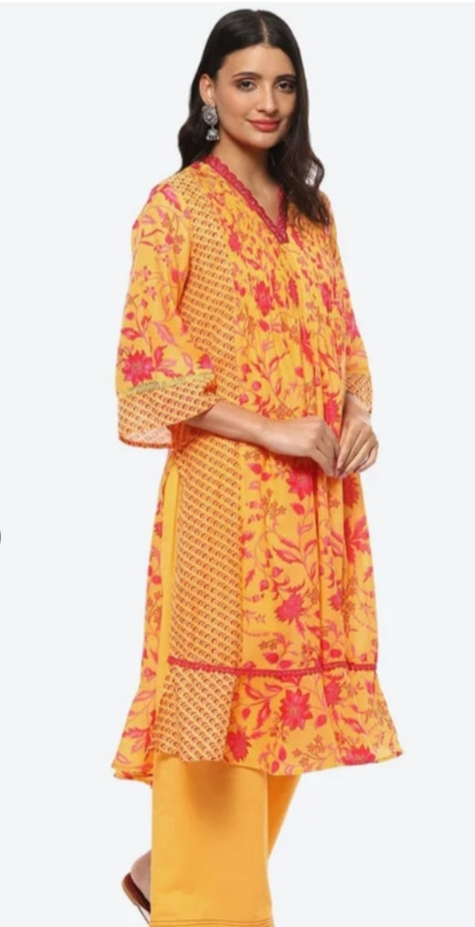Aabroo Orange & Pink A-Line Kurti