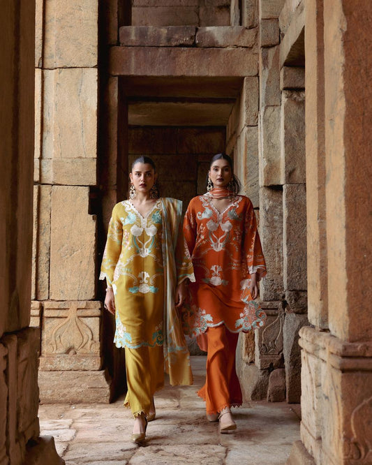 Embroidered Kurta Set with Straight Pants & Dupatta