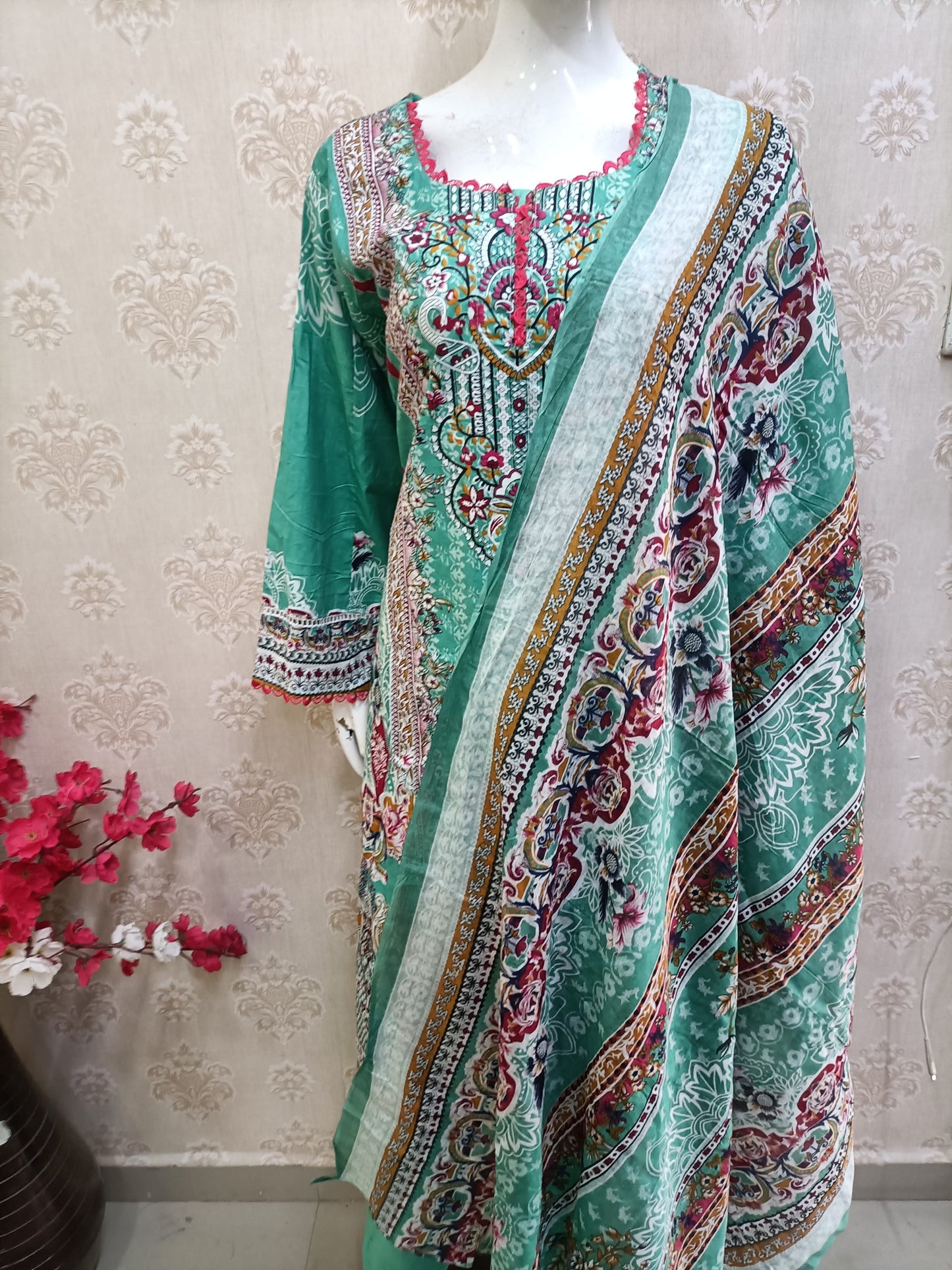 Arin Sea Green Pakistani Suit – 3 Piece